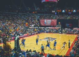 ng娱乐官网-史诗战役！球队凭借团结一心重振旗帜